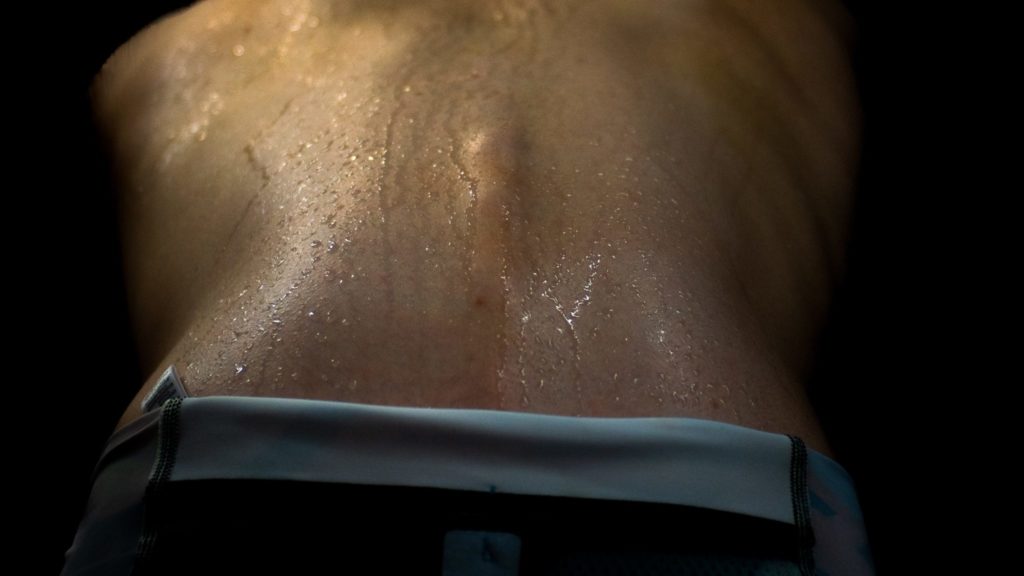 Ha senso allenarsi con tute di plastica o fasce di neoprene sull'addome? -  Felicina Biorci